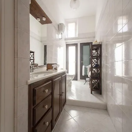 ゲストハウス A Casa Di Irma E Nilo 4*