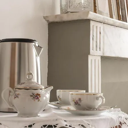 ゲストハウス A Casa Di Irma E Nilo 4*