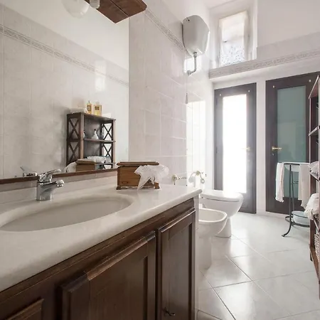 A Casa Di Irma E Nilo 4* パラーイア